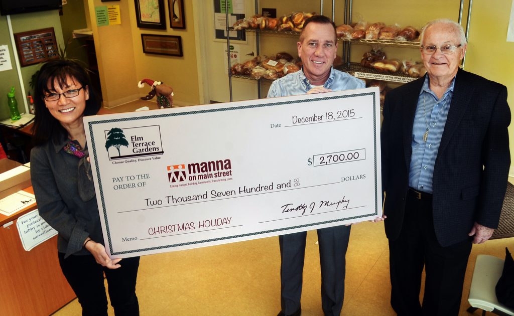 Elm Terrace Gardens Donates to Manna on Main Street